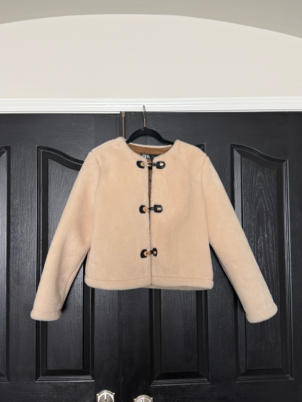 Zara Beige Faux-Fur Toggle Jacket